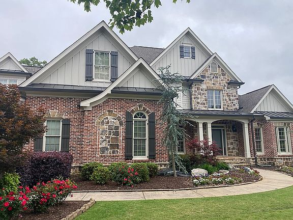 5th image of 2968 Hidden Falls Dr