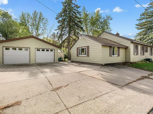 1052 34th Ave N, Saint Cloud, MN 56303