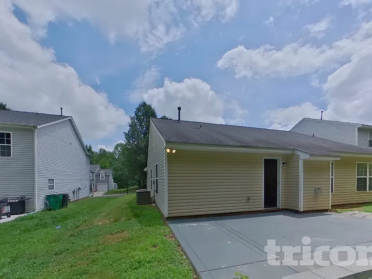 10224 Apple Dove Ct — Photo 16