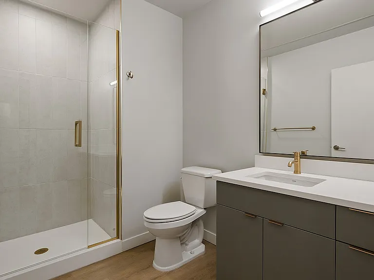 Agate | Bathroom