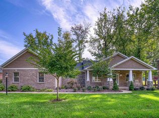 5596 Autumn Ridge Dr, Newburgh, IN 47630