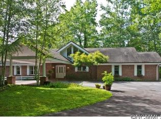 179 Richburn Dr, Cedar Mountain, NC 28718