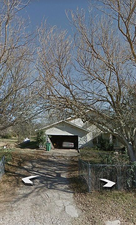 2nd image of 537 Wallace Rd
