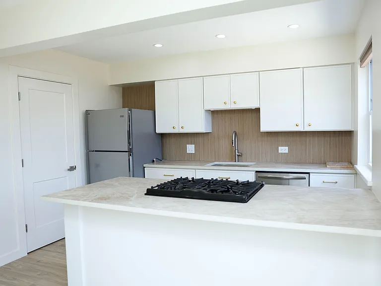 1722 Ardwick Dr — Photo 9