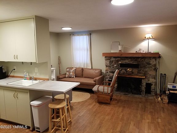 5th image of 14 Horseshoe Cove Hwy #12
