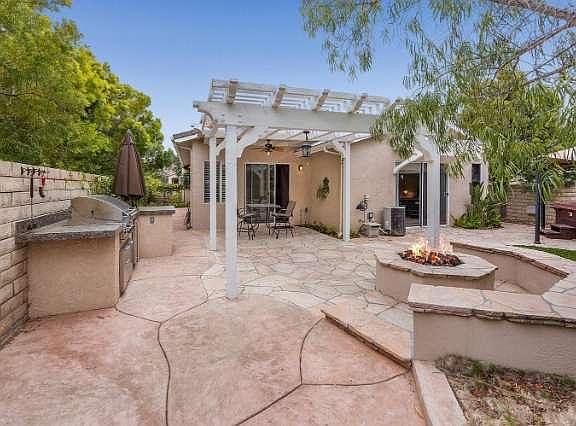 2nd image of 670 Camino Del Mar