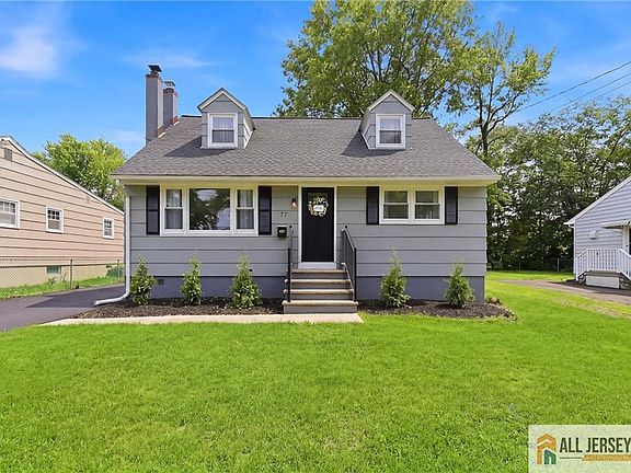 2nd image of 77 Carlton Ave