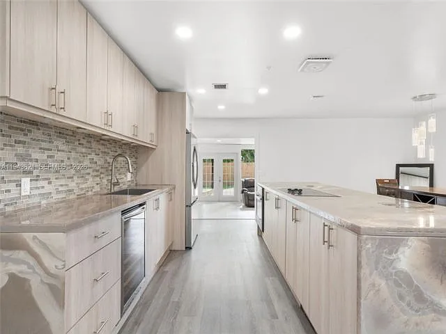 3604 Boulevard Chatelaine — Photo 9