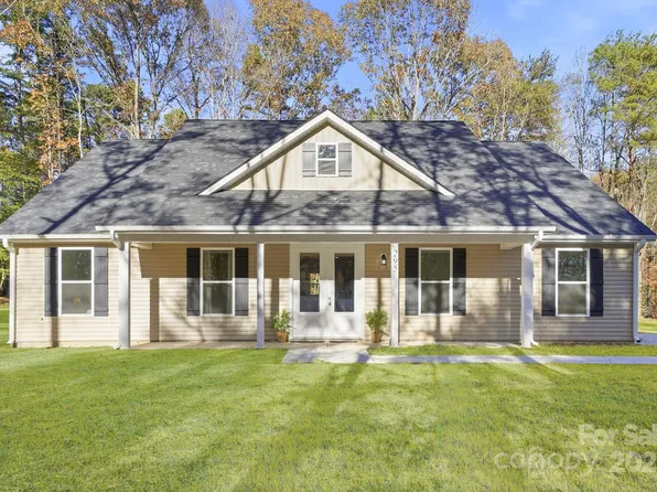 295 Mainsail Rd, Salisbury, NC 28146