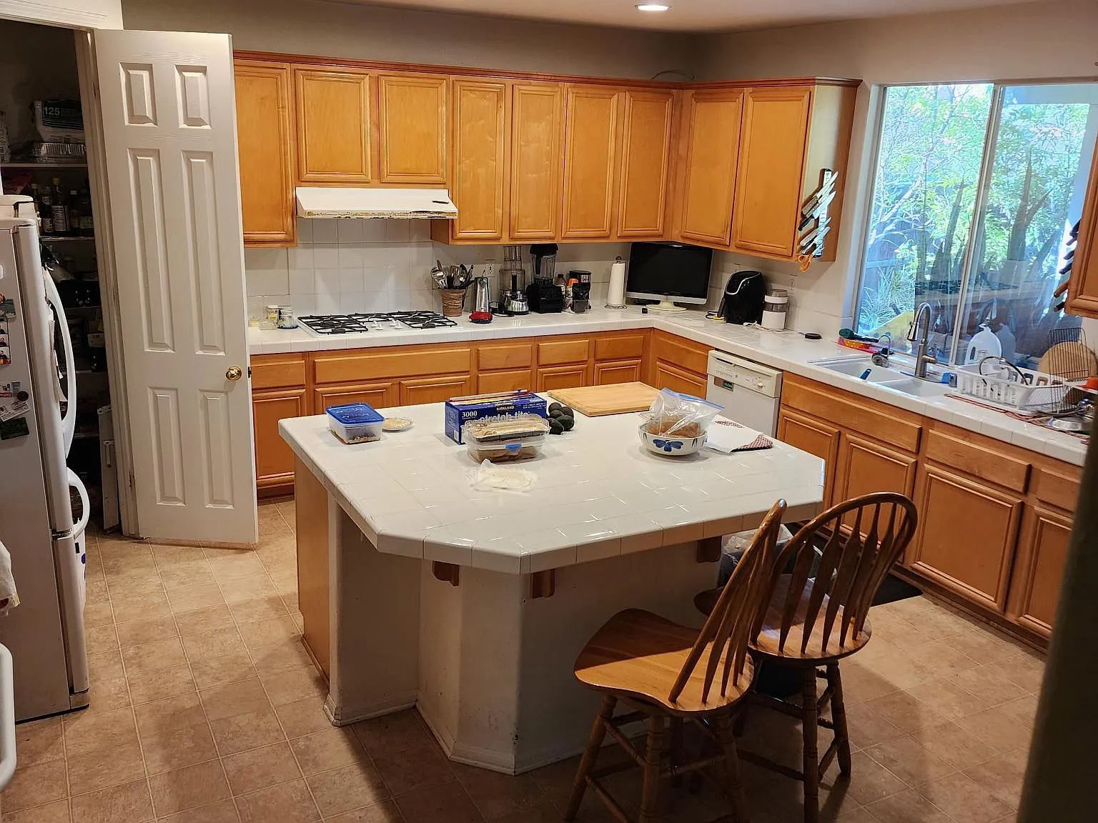 1921 Vizcaino Ct — Photo 3