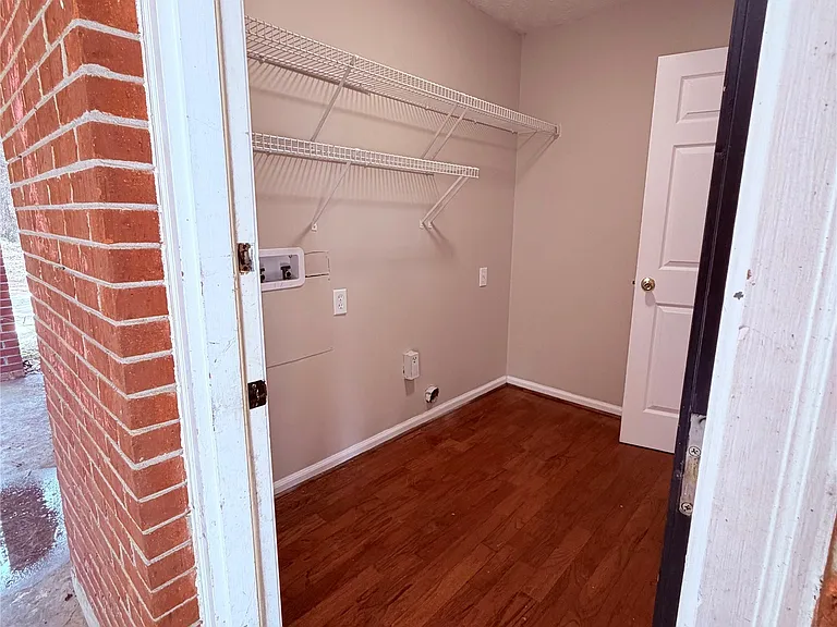 11 Twin Oaks Ln — Photo 23