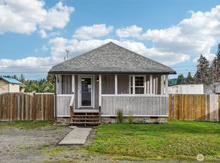 121 3rd St NW, Carbonado, WA 98323