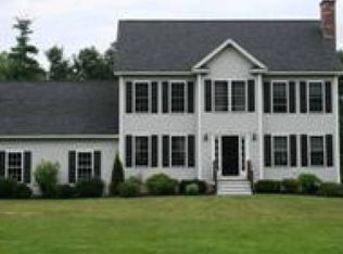 3 Robinson St, Brentwood, NH 03833