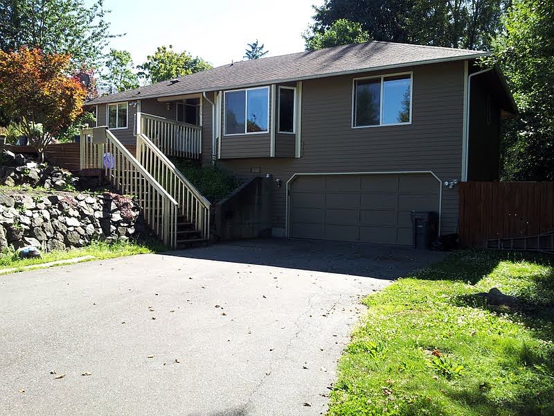 2nd image of 1626 116th Ave SE