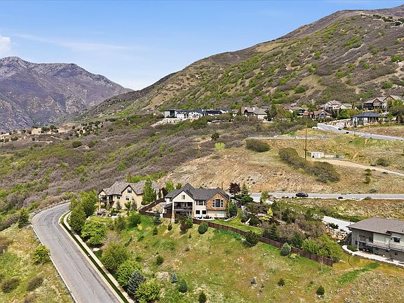 4th image of 3297 N Layton Ridge Dr E