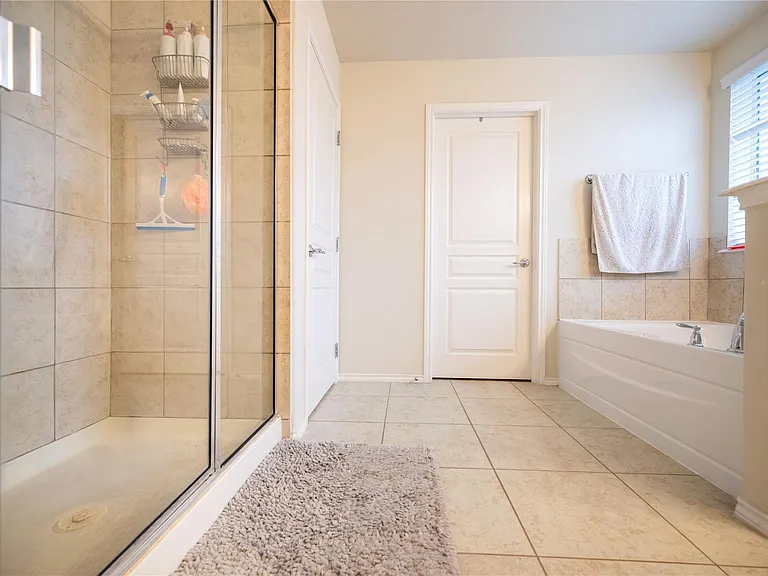 26318 Cedar Pine Dr — Photo 16
