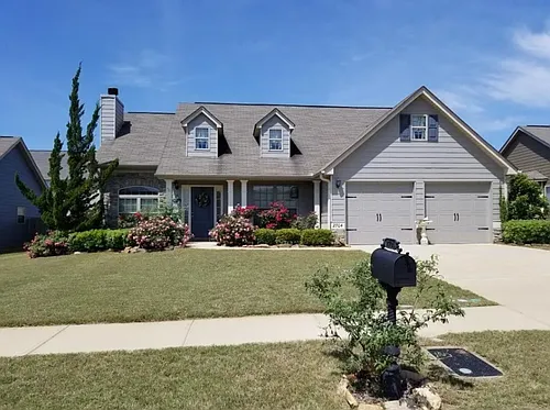 2704 Matsu Ln Photo 1