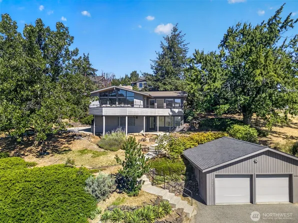 1001 Westmorland Drive, Wenatchee, WA 98801