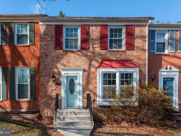 9512 Meadow Grove Ct, Burke, VA 22015