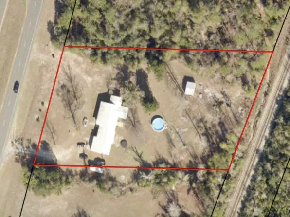 18738 Highway 231, Fountain, FL 32438
