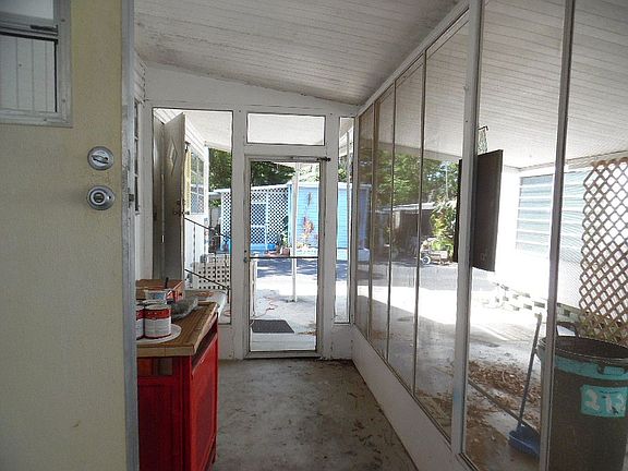 5th image of 5015 Seminole Blvd Lot 212