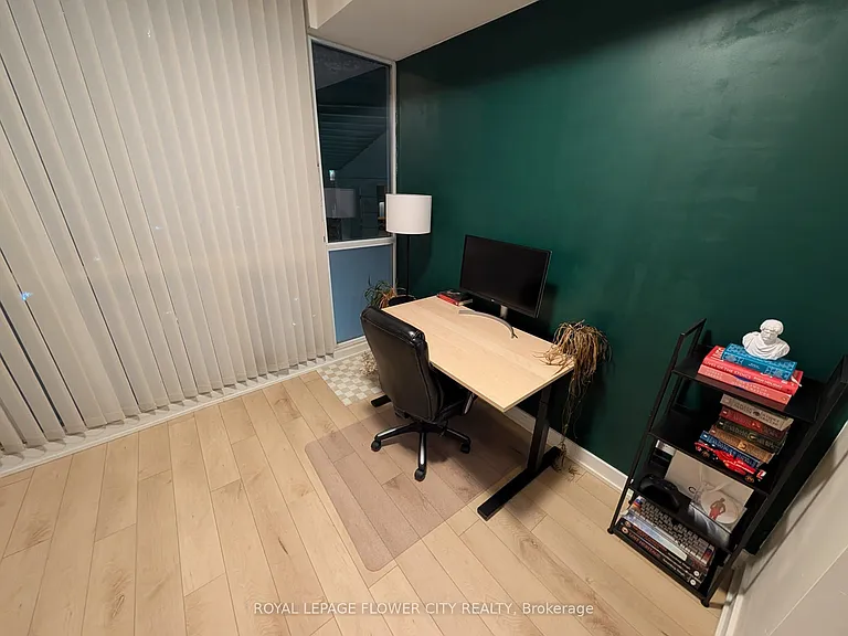 38 NW Dan Leckie Way #503 — Photo 5