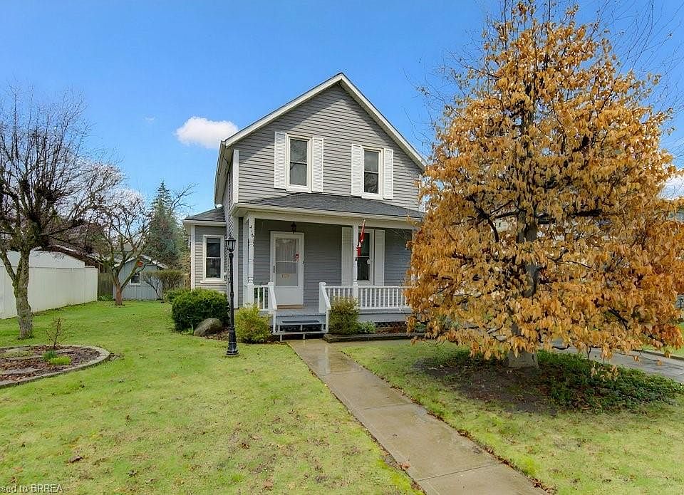 1st image of 416 Margaret St