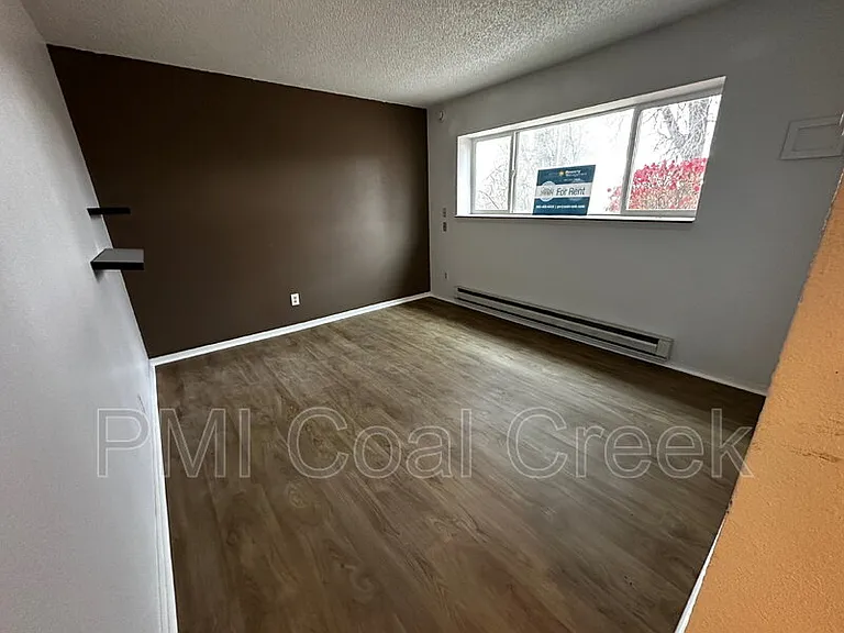 104 Judson St — Photo 5