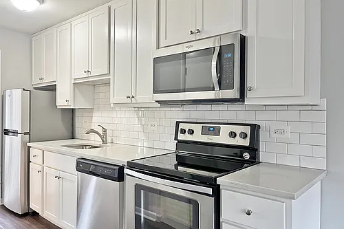 401-403 Washington Blvd. Photo 1