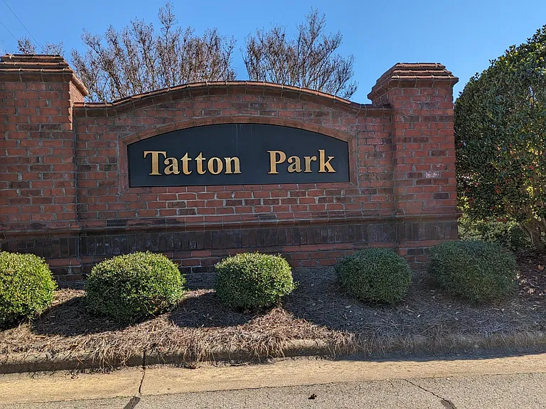 4752 Tatton Park Cir #2B — Photo 1