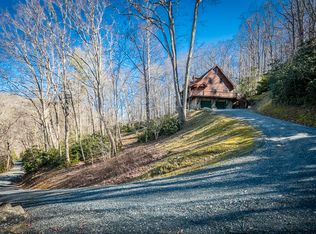 331 Cloudrise Ln, Banner Elk, NC 28604