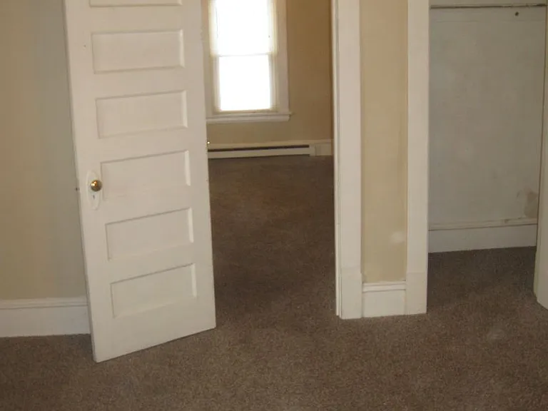 620 Buchanan St NE — Photo 10
