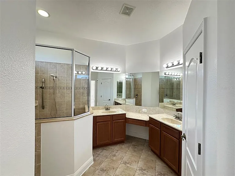 8120 Turkey Hill Ct — Photo 20