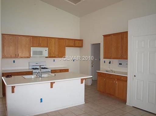 4th image of 8712 Butterchurn Ave
