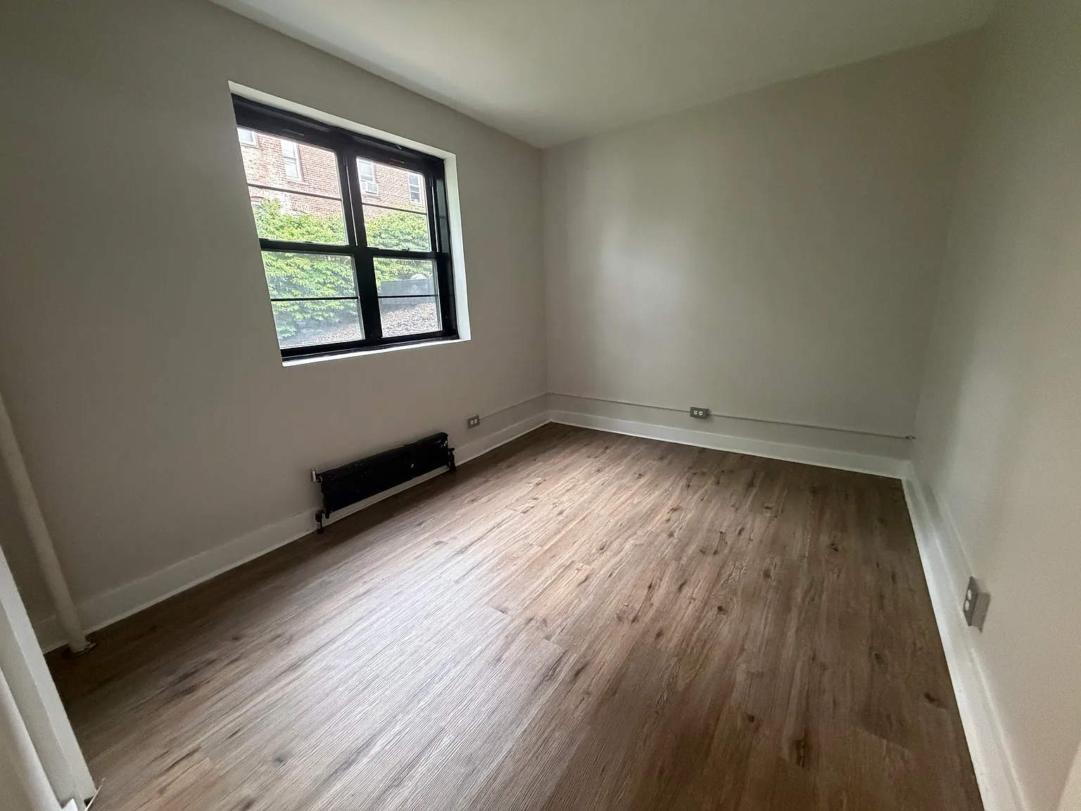 2 bed, $1,950 — Photo 2