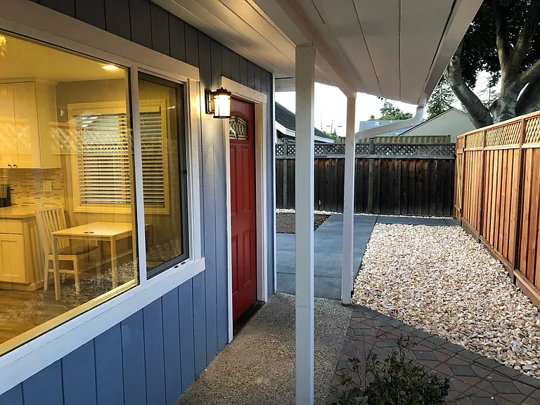 1057 Shamrock Dr #A — Photo 7