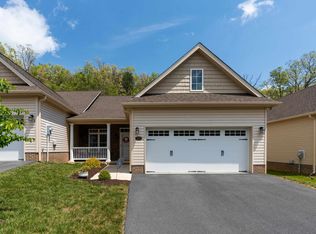 1205 Stocker St, Staunton, VA 24401