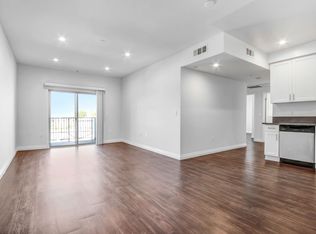 Hart 60, North Hollywood, CA 91605