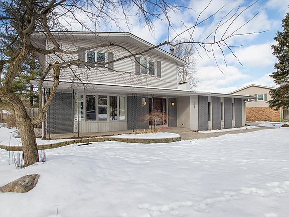 3rd image of 168 Sorrento Dr