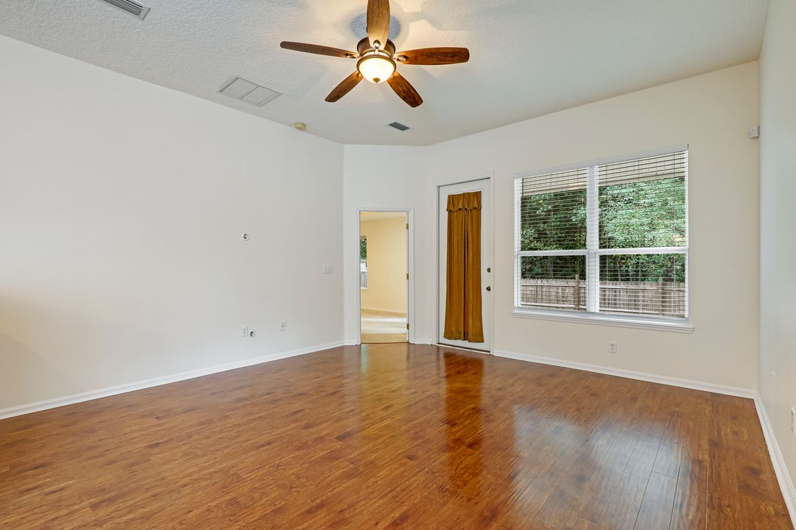 next background image