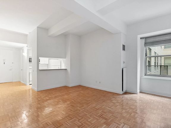 4th image of 88 Greenwich St APT 427