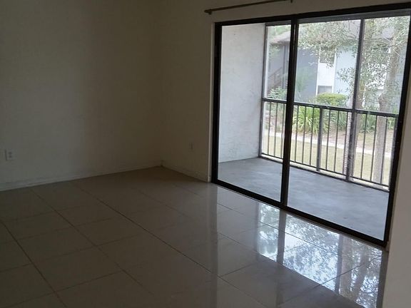 2nd image of 184 Riverbend 203 Dr
