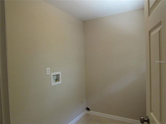 5th image of 201 Longwood Dr