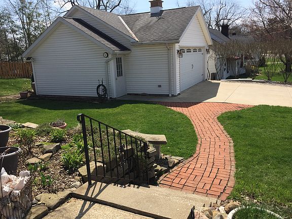 4th image of 831 Sandusky St