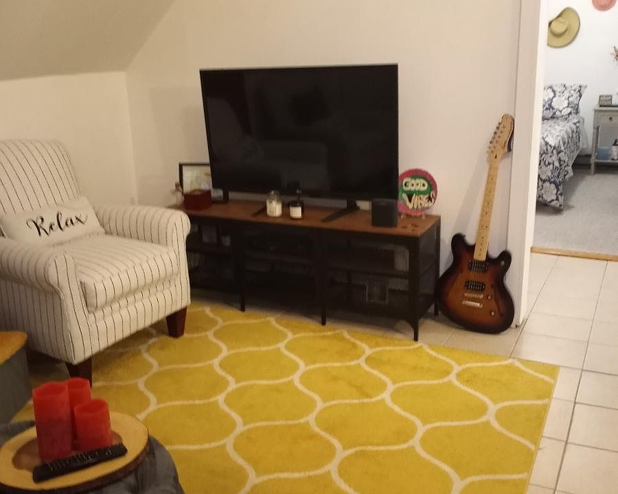 1st image of 12 Forest Ave Floor 3