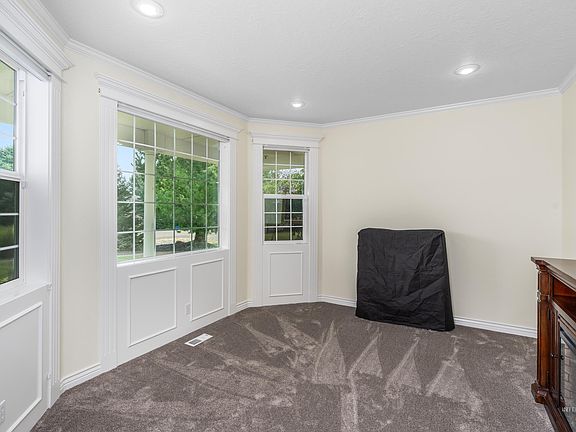 5th image of 4865 N High Prairie Pl