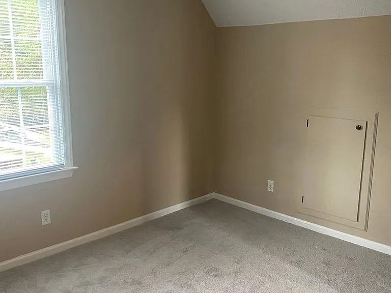 1509 N Respess St — Photo 36