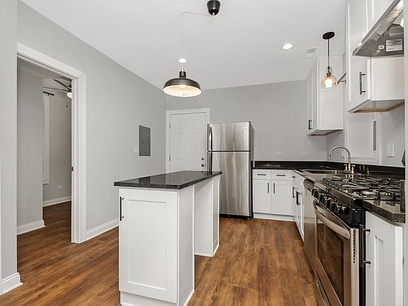 3rd image of 2311 S Whipple St #1