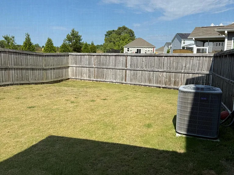 1045 Kafka Dr — Photo 17