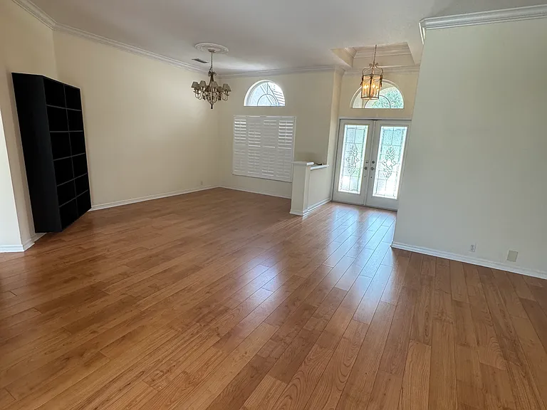10084 Cherry Hills Avenue Cir — Photo 3